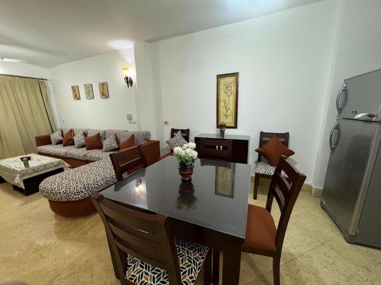 אל עלמיין Brand New Renovated Cheerful 3-Bedroom Villa With 6 Pools Family Only- Perla Marina Kilo 85 מראה חיצוני תמונה